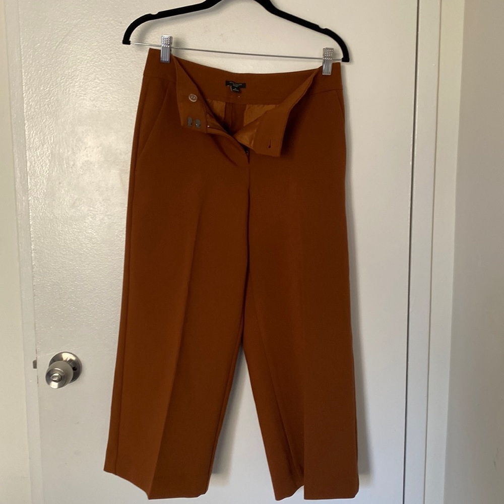 Ann Taylor Petite Wide Leg trousers Size 2P. Copper color